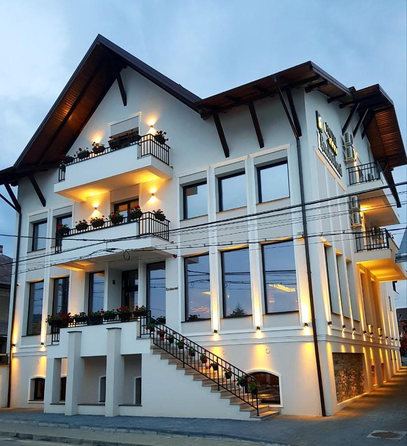 Hotel Buchenland 古拉哈莫卢洛伊 外观 照片