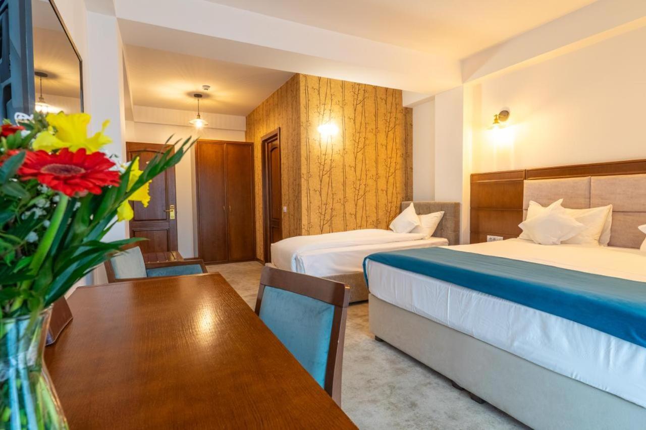 Hotel Buchenland 古拉哈莫卢洛伊 外观 照片