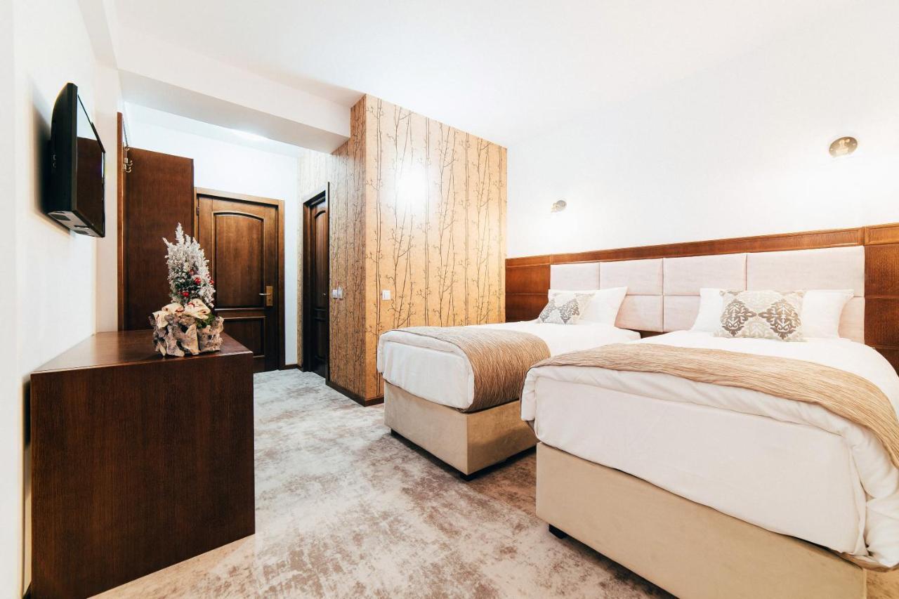 Hotel Buchenland 古拉哈莫卢洛伊 外观 照片